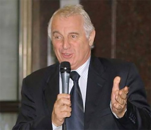 Stadio gratis in cambio di favori: rischia il processo Alberto Mambelli, capo della Lega dilettanti