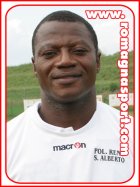 David Yekini / Centrocampista Reno