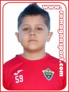 Victor Migliaro / Centrocampista Serravalle