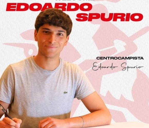 Rinforzo a centrocampo per il Camerino