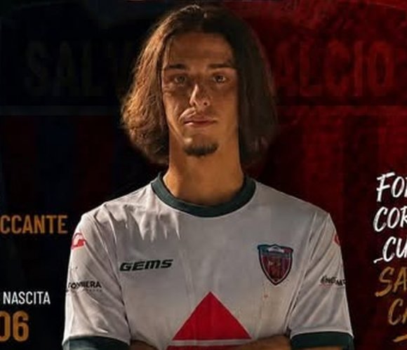 Nuovo volto per l’attacco del Salvano Calcio!