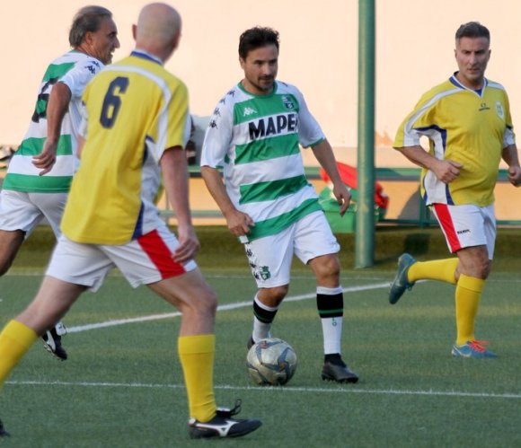 Memorial 'Mariani': il calcio non ha et�, lo Zanti celebra e le vecchie glorie