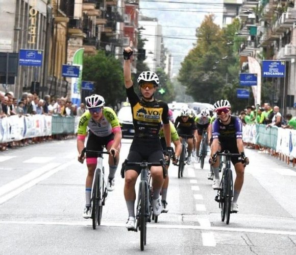 Alessia Orsi (Bft Burzoni VO2 Team Pink) � la "regina" del Giro della...