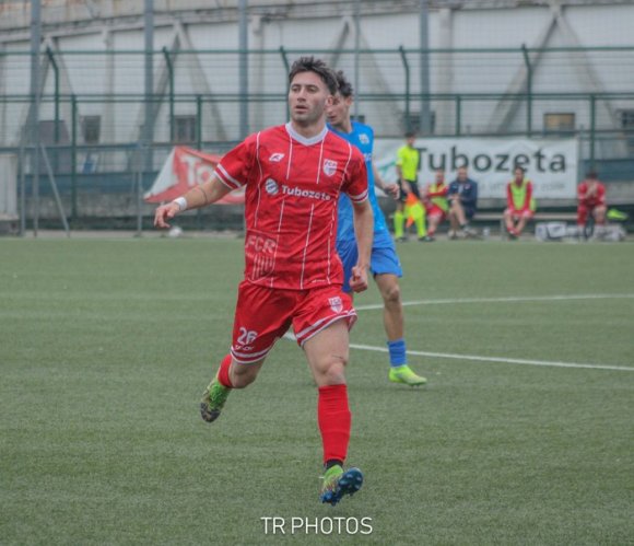 FCR Forl�: se ne va Simone Farabgoli