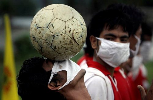 Rischio Covid più basso per i calciatori dilettanti
