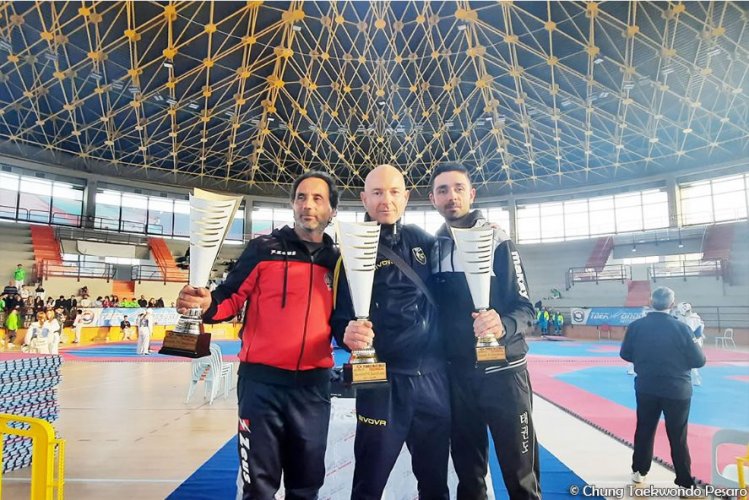 Taekwondo: TkdPesaro campioni di tecnica al Nazionale di Napoli