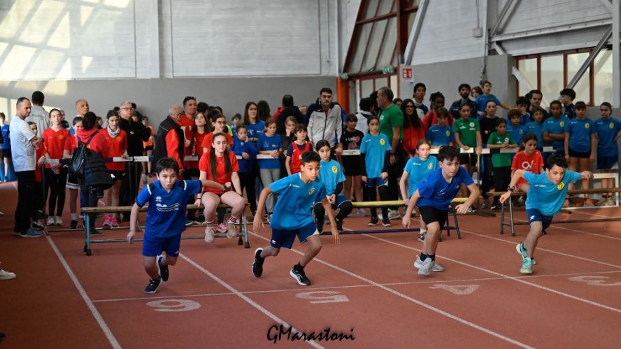 Indoor, a Modena La Velocisssima di Natale chiude il 2025