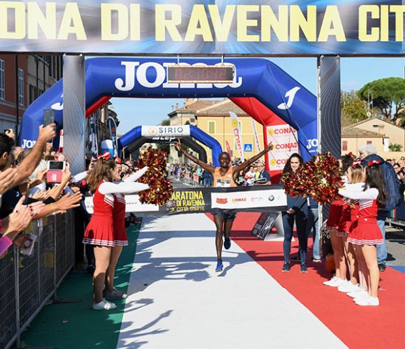 La carica dei diciottomila nell’edizione 2019 della maratona di Ravenna città d’arte