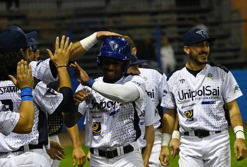 Raul Rivero guida l&#8217;UnipolSai Fortitudo alla vittoria contro Parma