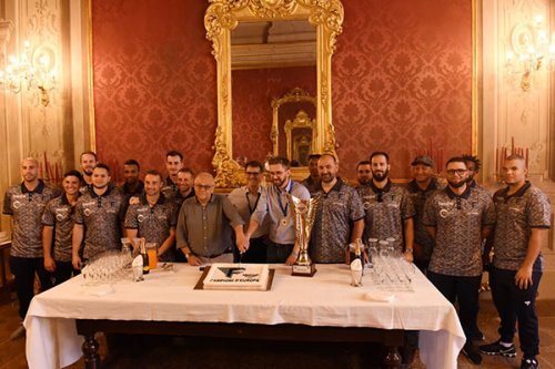 I campioni d'Europa della Fortitudo ricevuti in comune a Bologna