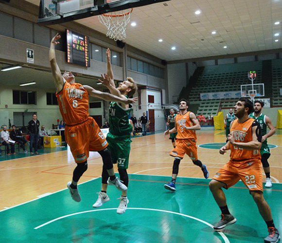 Tigers Forl - Green Basket Palermo 74-67 (16-17, 13-15, 18-10, 27-25)