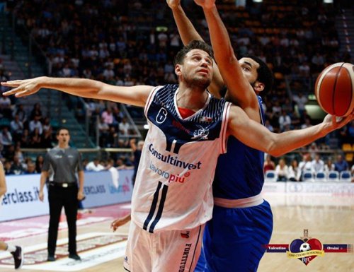 Serie A: Fortitudo Pompea in campo sabato sera al PalaDozza contro Pesaro