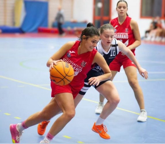 Royal Basket Vigarano - Vis Rosa Basket Ferrara  74 – 48