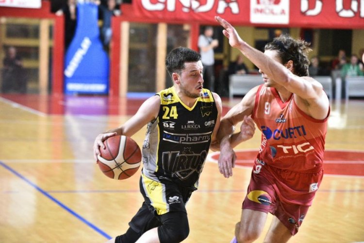 La Virtus Imola domani sfida Taranto, ultima della classe