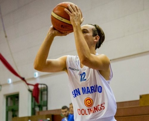 Pallacanestro Titano - 5 Alto con ....Edoardo Pasolini
