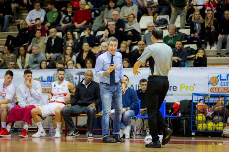 Fabriano-Albergatore Pro RBR, prepartita con Coach Bernardi