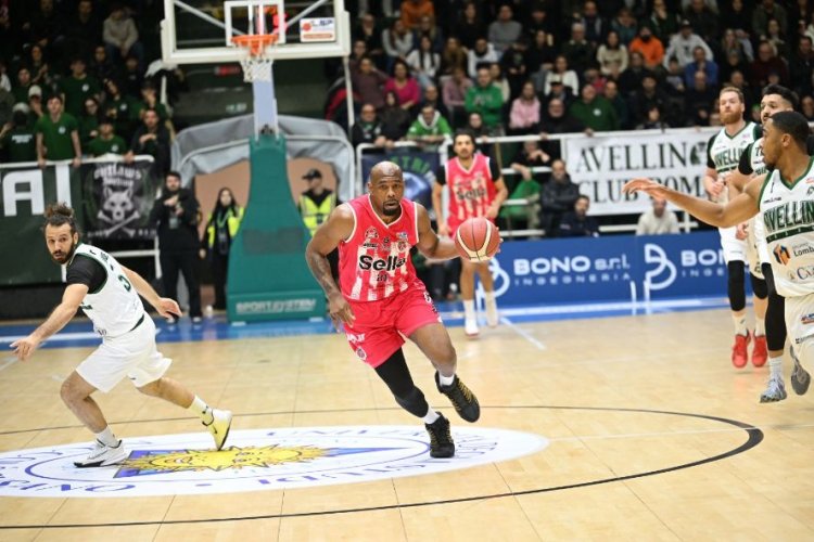 Unicusano Avellino Basket - Benedetto XIV Sella Cento 98-94