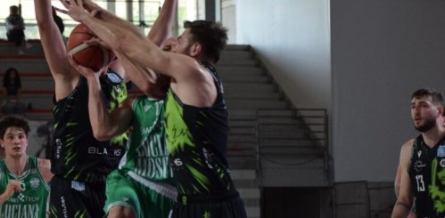 Luciana Mosconi Ancona  Blacks Faenza 73-92