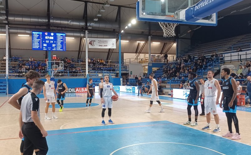 Ferrara Basket 2018 &#8211; Olimpia Castello 99-88 (24-18; 18-30; 34-17; 23-23 )