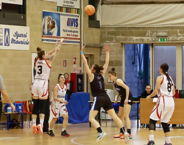 Pall. Vigarano vs Stella Azzurra Roma 68-72.