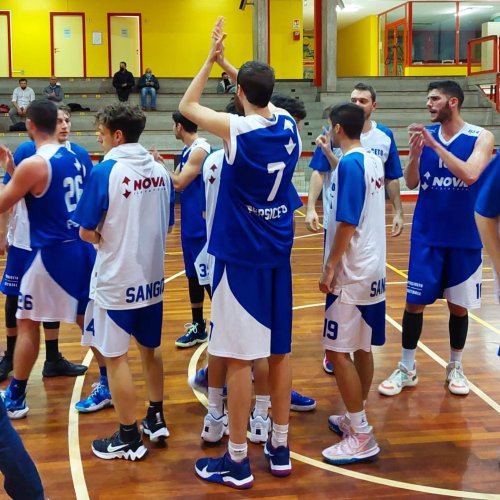 Scuole Basket Cavriago  -  Vis Persiceto 56-64.