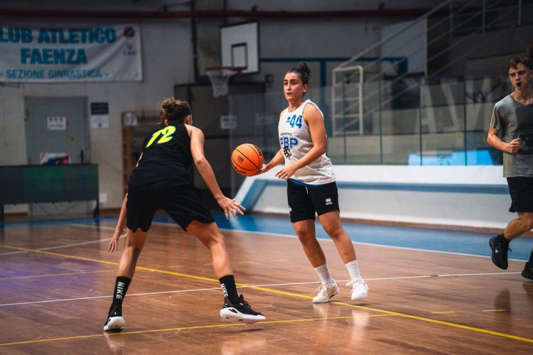 Il ritorno sul parquet di A1 di Rachele Porcu: da playmaker a dirigente e ritorno