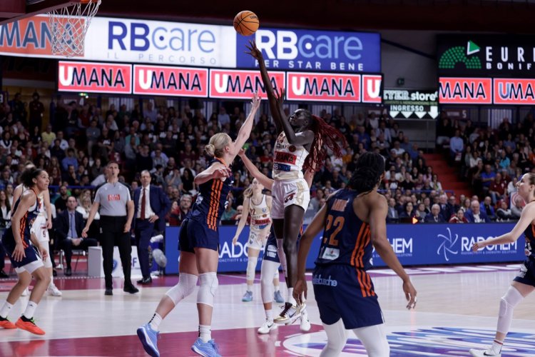 Umana Reyer Venezia - Famila Wuber Schio 67 &#8211; 57 (1-2)
