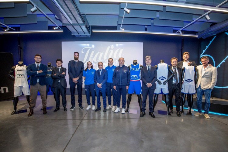 Presentate le nuove divise Macron 2025. Rinnovo triennale con ITA Airways. IBSA ancora back sponsor