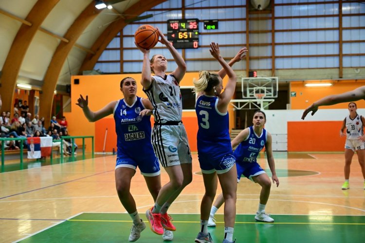 Torino Teen Basket - Bagalier FE.BA Civitanova 63 &#8211; 41 (1-0)