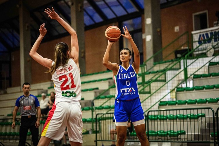 Road to Women's EuroBasket 2025 A Castenaso Italia-Montenegro 79-41 (Pasa 12)