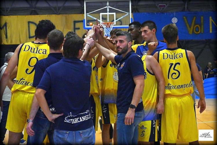Angels Basket Dulca Santarcangelo - Guelfo Basket 77 - 83