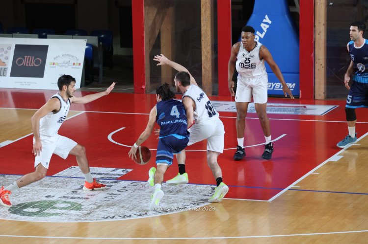 Grifo Basket Imola  &#8211; Omega Basket Bologna 62-87 (18-21, 44-41, 48-65)