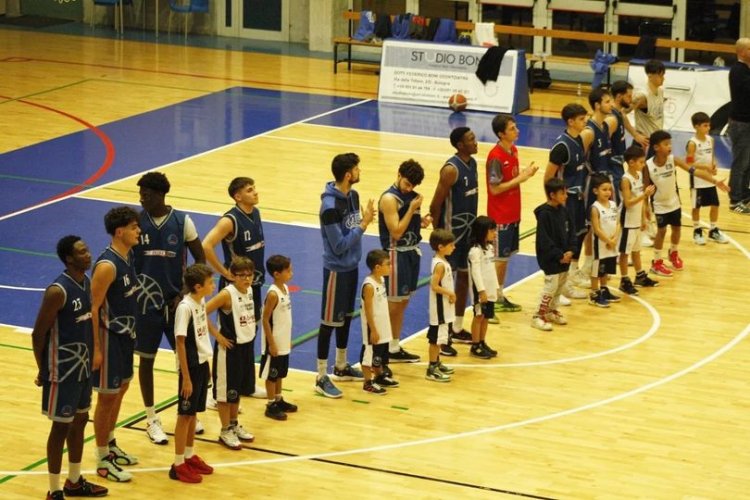 Preven Francesco Francia Pallacanestro - CMO Ozzano P 65 – 67 (9-22, 16-19, 17-19, 23-7)