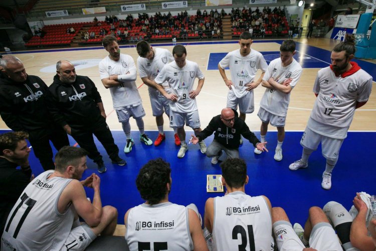 Giovane Robur Osimo - Falconara Basket 63-60