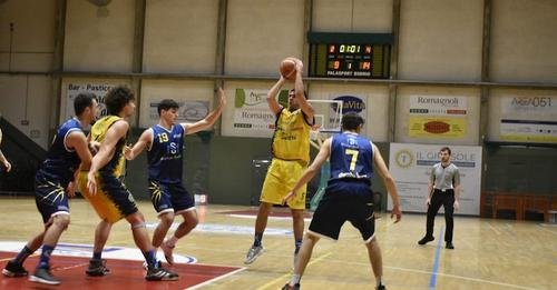 Pallacanestro Budrio  UP Calderara 65-56 (11-14, 28-27, 37-38)