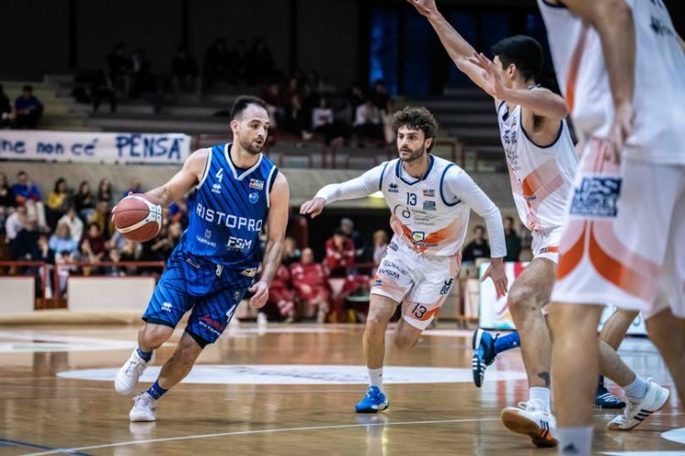 General Contractor Jesi - Ristopro Fabriano 77-80 (18-19, 20-24, 23-15, 16-22)