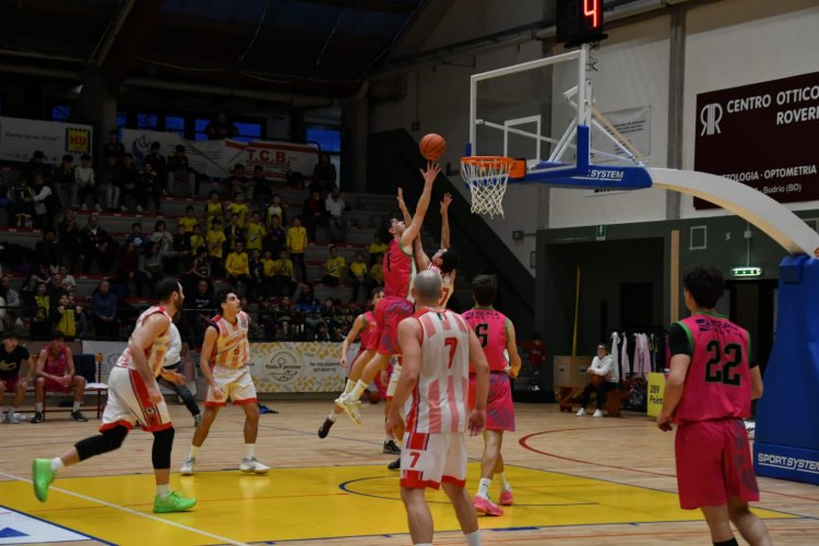 Romagnoli Pallacanestro Budrio – Pallacanestro Novellara 69-59 (16-19, 35-34, 48-45)