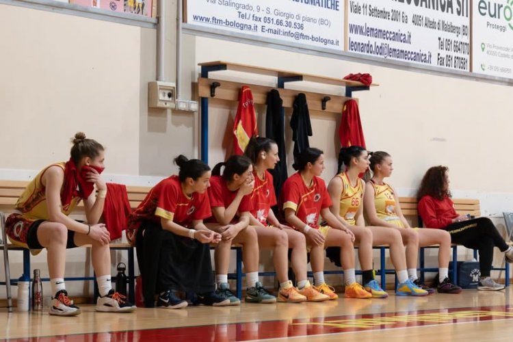 Pallacanestro Scandiano  -   Peperoncino Basket 61-41 (10-8; 26-17; 47-29)