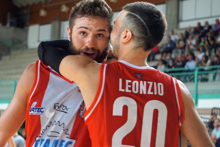 Benedetto XIV Tramec Cento : Intervista a Matteo Fallucca