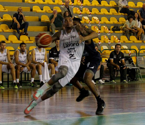 Obiettivo Lavoro Bologna vs Umana Venezia 69-65