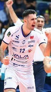 A.S. Volley Lube  -  Adis Lagumdzija si  presentato a giornalisti e tifosi