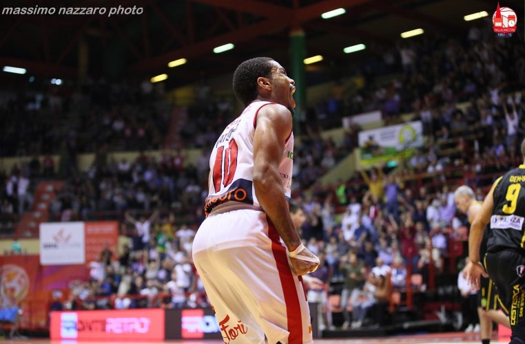 Unieuro Forl� - Cestistica San Severo   89-78