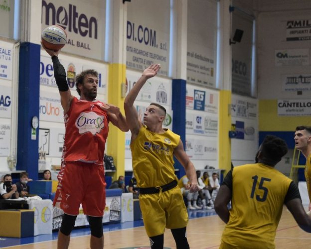 Basket Ravenna - L'OraS scende a Veroli per il debutto in Campionato. Il prepartita del match contro la Stella Azzurra