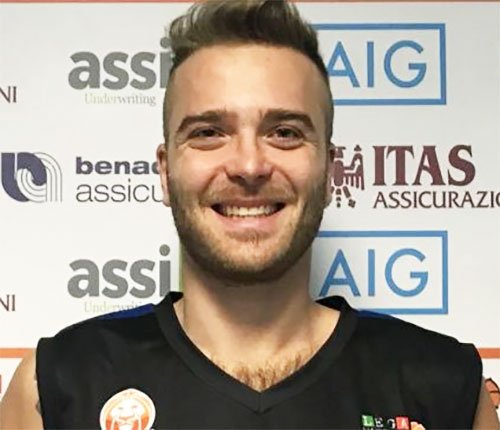 Alex Ranuzzi ha firmato con Cento
