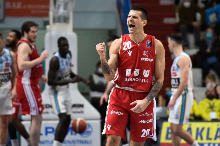 Openjobmetis Varese - Carpegna Prosciutto Pesaro 91-80