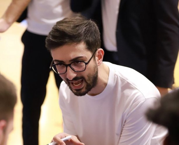 Alberto Barbarossa � il nuovo coach della Halley Matelica