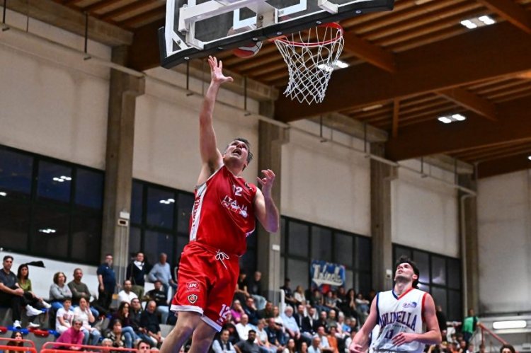 Molix Pallacanestro  Molinella - Italia Chef Piacenza Basket  68-63