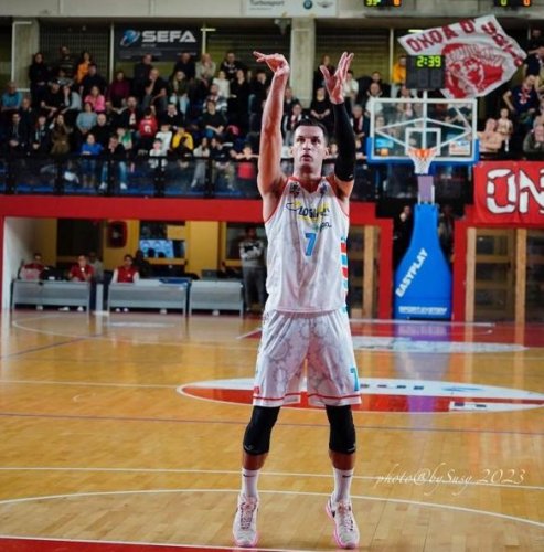 Tecnoswitch Ruvo di Puglia vs Logimatic Group Ozzano 92-79 (23-21; 46-45; 72-58)