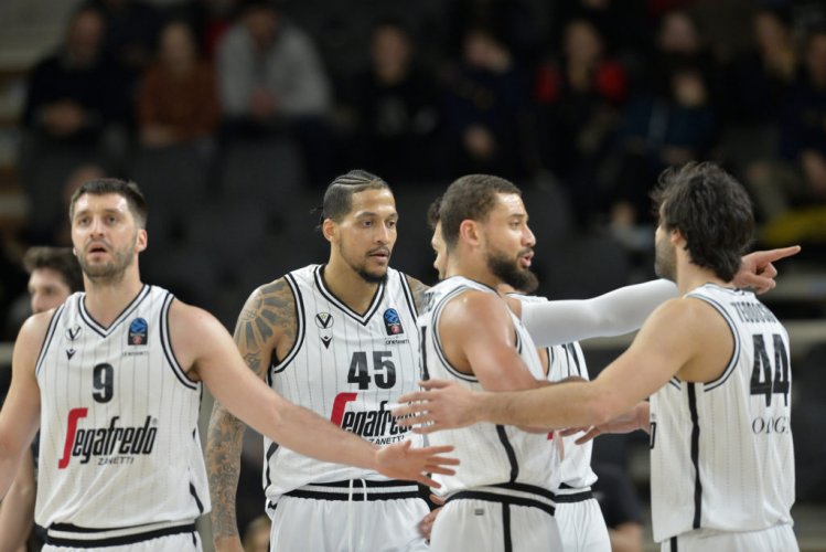 EuroCup, Dolomiti Energia Trentino vs Virtus Segafredo Bologna: 67-73