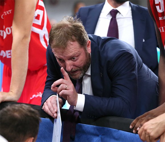 Cagnardi (GrissinBon RE): “a sassari con fiducia, resilienza e follia”